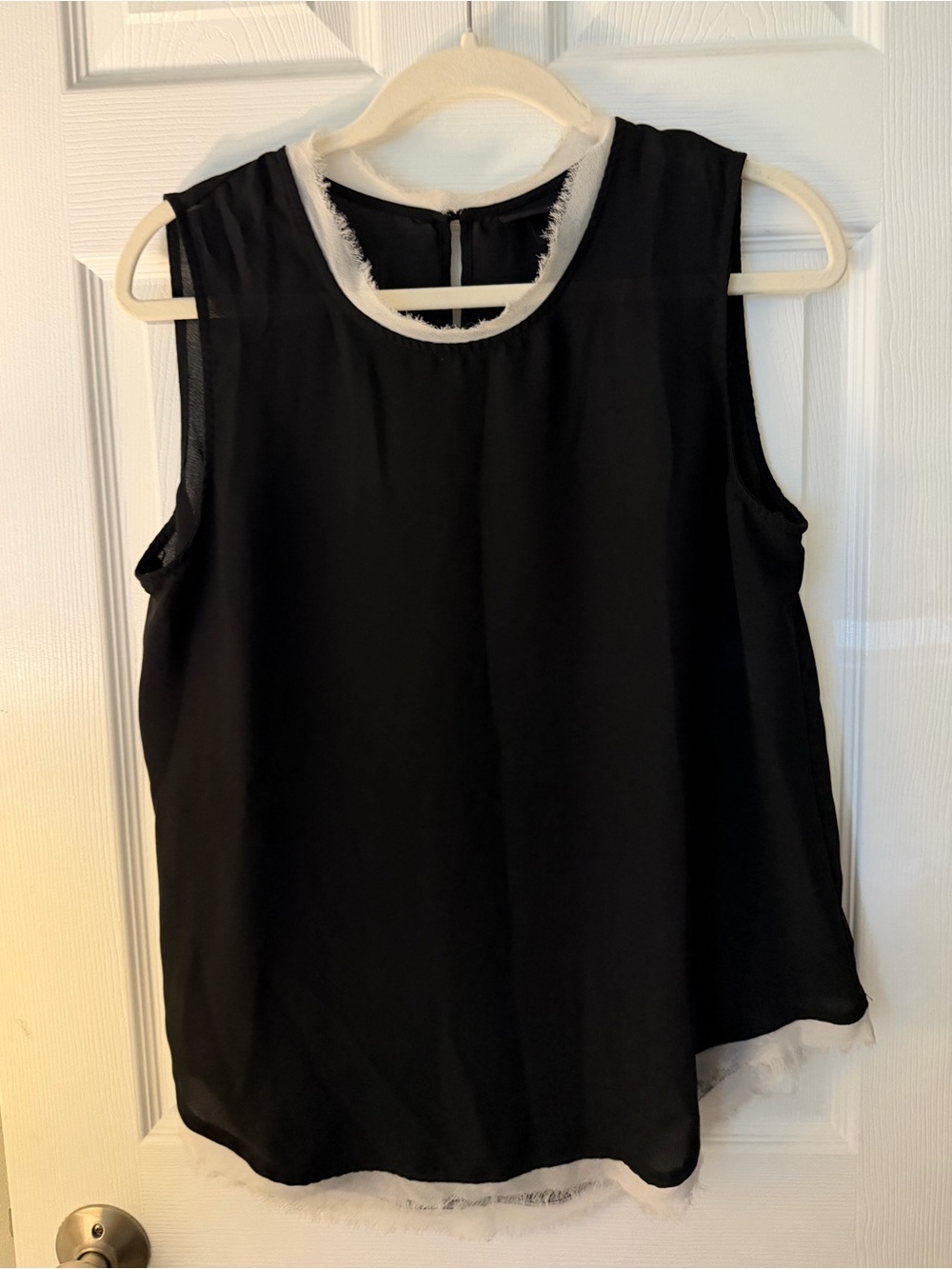 Who What Wear Black Sleeveless Top with White Trim